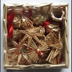 Christmas Straw Ornaments - Set of 16 pieces & Wicker Basket