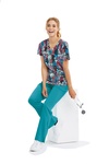 3 pocket shirt with a Printed V-Neck