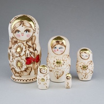 5&#x20;Piece&#x20;Wooden&#x20;Nesting&#x20;Doll,&#x20;Natural&#x20;with&#x20;Gold&#x20;Accents&#x20;6&quot;
