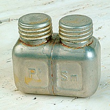 Polish&#x20;Grease&#x20;&amp;&#x20;Oil&#x20;Container