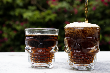 Sunshine Mason Co. Skull Shot Glasses 3D Scary, 6 Pieces