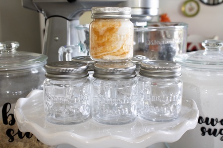 Sunshine Mason Co. Mini Mason Jar Shot Glasses with Metal Lid 2 Oz with Dessert Spoons, 6 Pieces