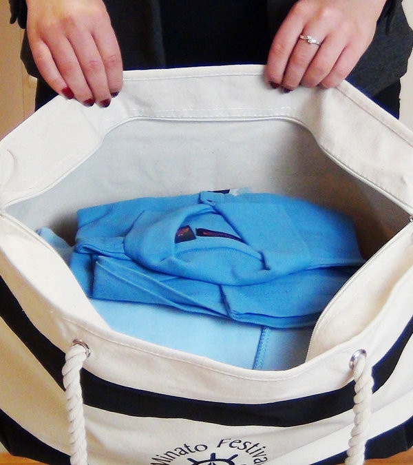 Horizontal Cruising Tote Bag With Rope Handles
