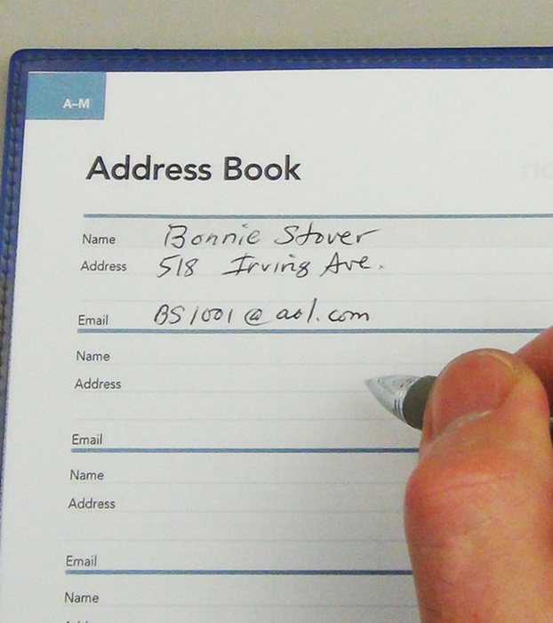Orebro 40 Page Manager Date Log with Colored Edge Pages