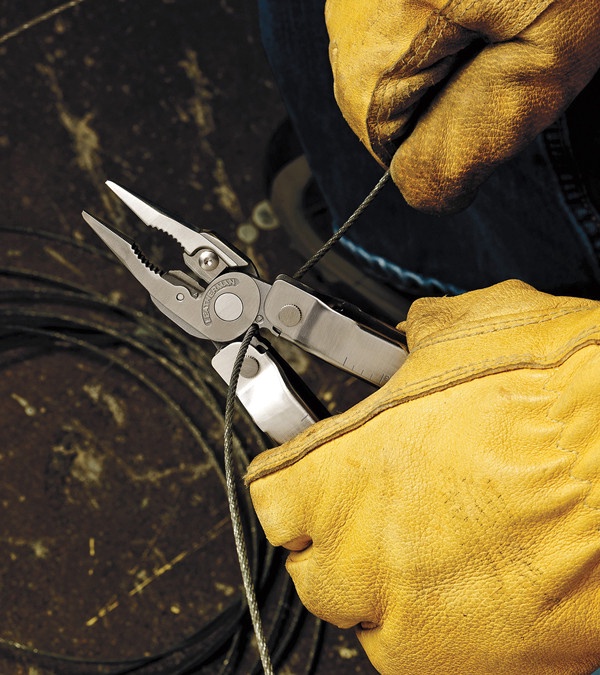 Leatherman &reg Super Tool &reg 300