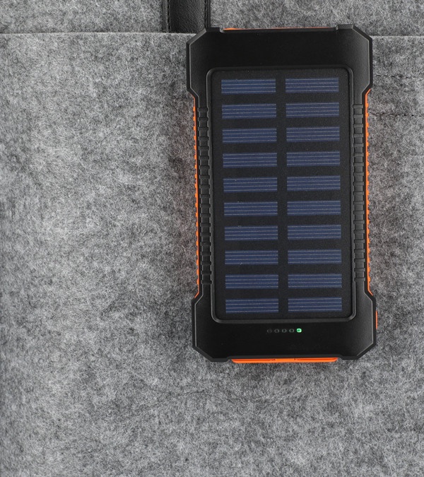 Helio 5000 mAh Solar Power Bank - 1 Color