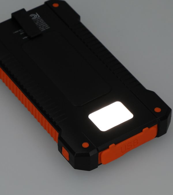 Helio 5000 mAh Solar Power Bank - Full Color