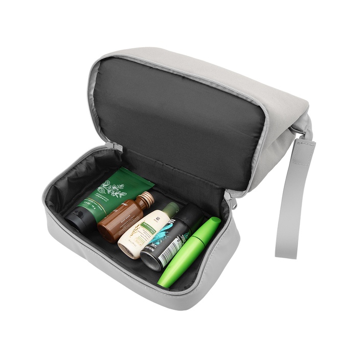 The Weekender Toiletry Bag With Drop-Bottom