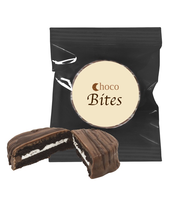 Individidual Chocolate Covered Oreos With Chocolate Drizzle