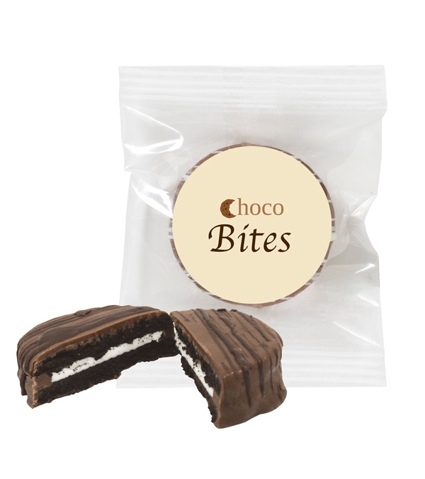 Individidual Chocolate Covered Oreos With Chocolate Drizzle