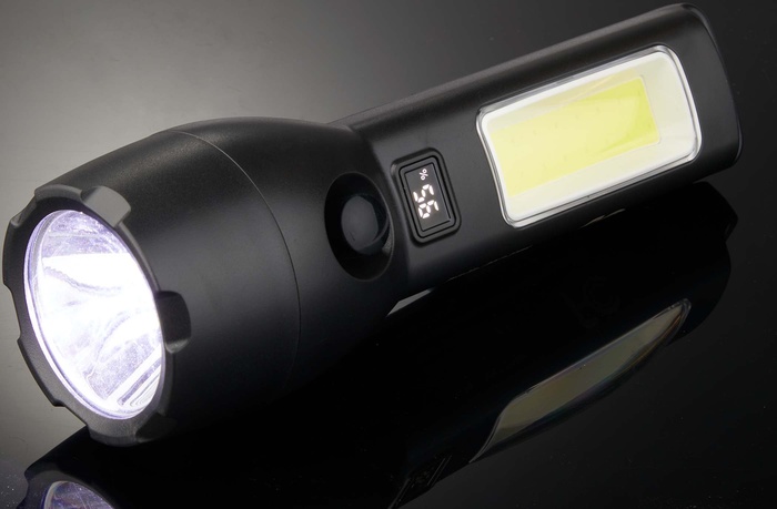 Solar Powered Rechargeable 130 Lumen COB Flashlight