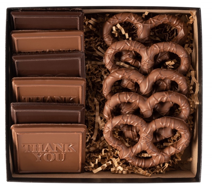 6 Piece Cookie and Confection Gift Box with Pretzels