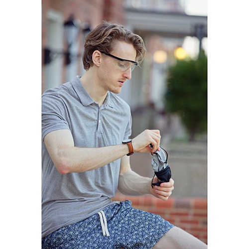 Imprinted Microfiber Cooling Mask with Travel Pouch