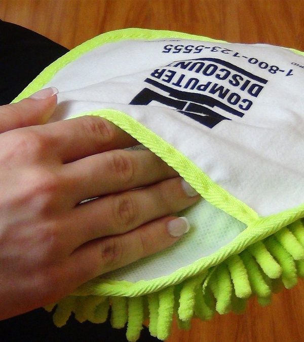 Custom Frizzy Hand Duster