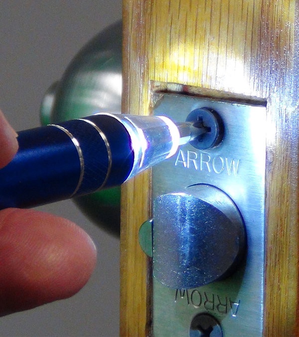 Lighted Tip Magnetic Screwdriver