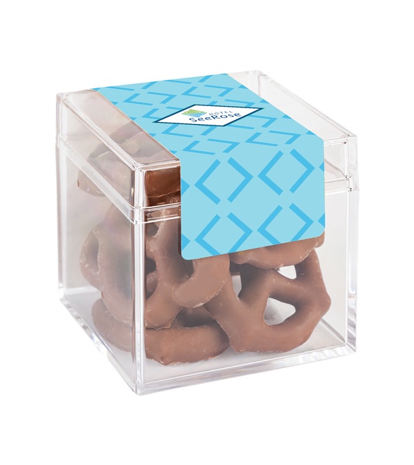 Sweet Boxes with Milk Chocolate Pretzels