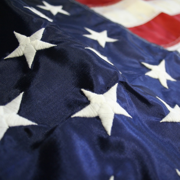 2' x 3' U.S. Outdoor Nylon Flag with Heading and Grommets
